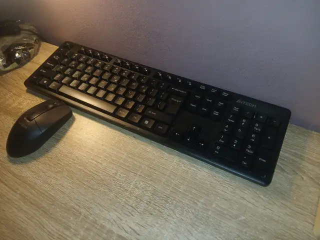 Full keyboard with mouse, Larnaca — Drosia