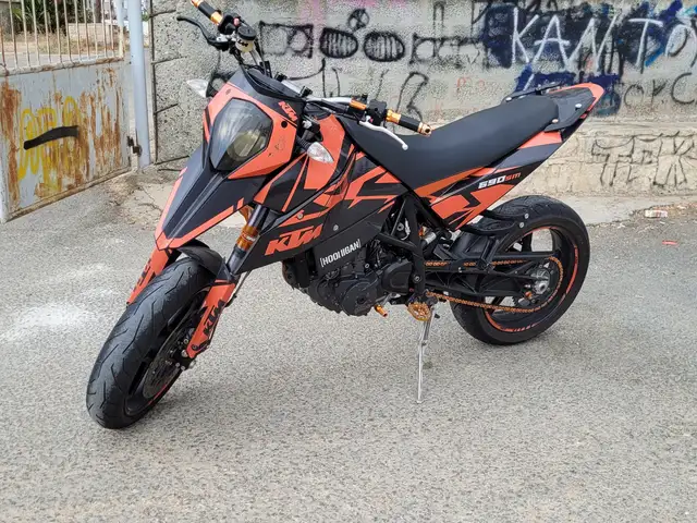 Ktm690sm, Limassol — Kantou