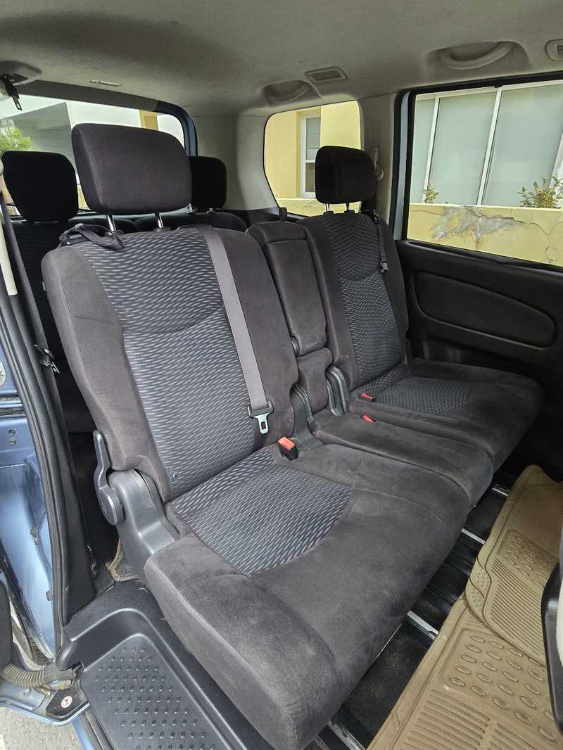 2014 Nissan Serena 2,0L 2014 Cyprus