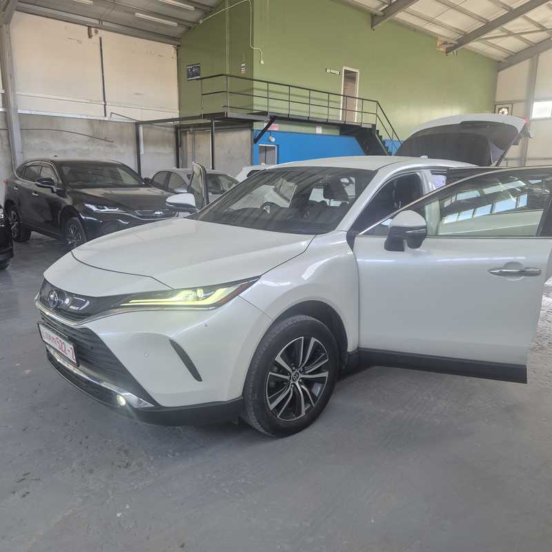 2022 Toyota Harrier 2,5L 2022 Cyprus