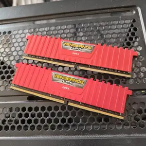 16GB OC Corsair Vengeance Red, Επαρχία Λευκωσίας — Στρόβολος - Ακρόπολη