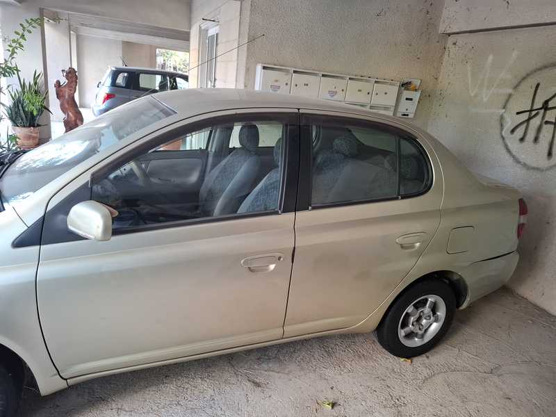 1999 Toyota Platz 1,0L 1999 Cyprus