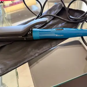 Philips hair straightener, Limassol — Limassol - Kapsalos