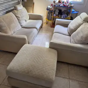 2 couches and a pouffe, Επαρχία Λεμεσού — Τραχώνι Λεμεσού