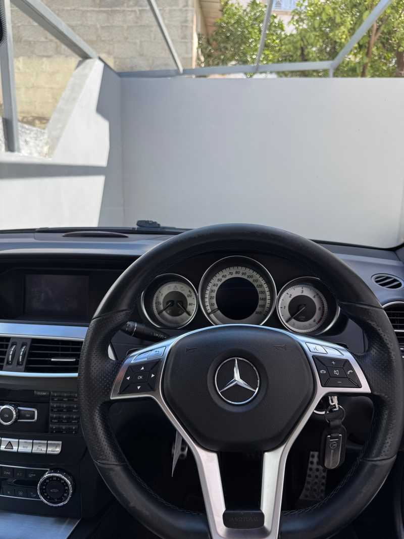 2011 Mercedes-Benz C-Class 2,5L 2011 Cyprus