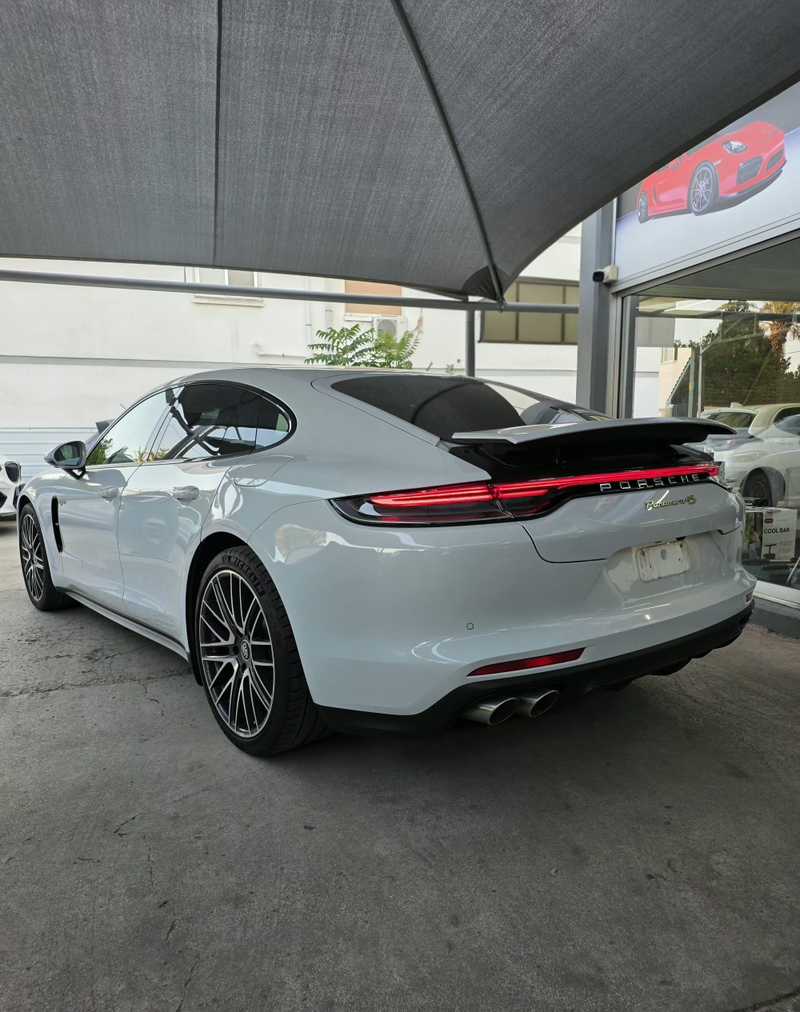 2022 Porsche Panamera 3,0L 2022 Cyprus