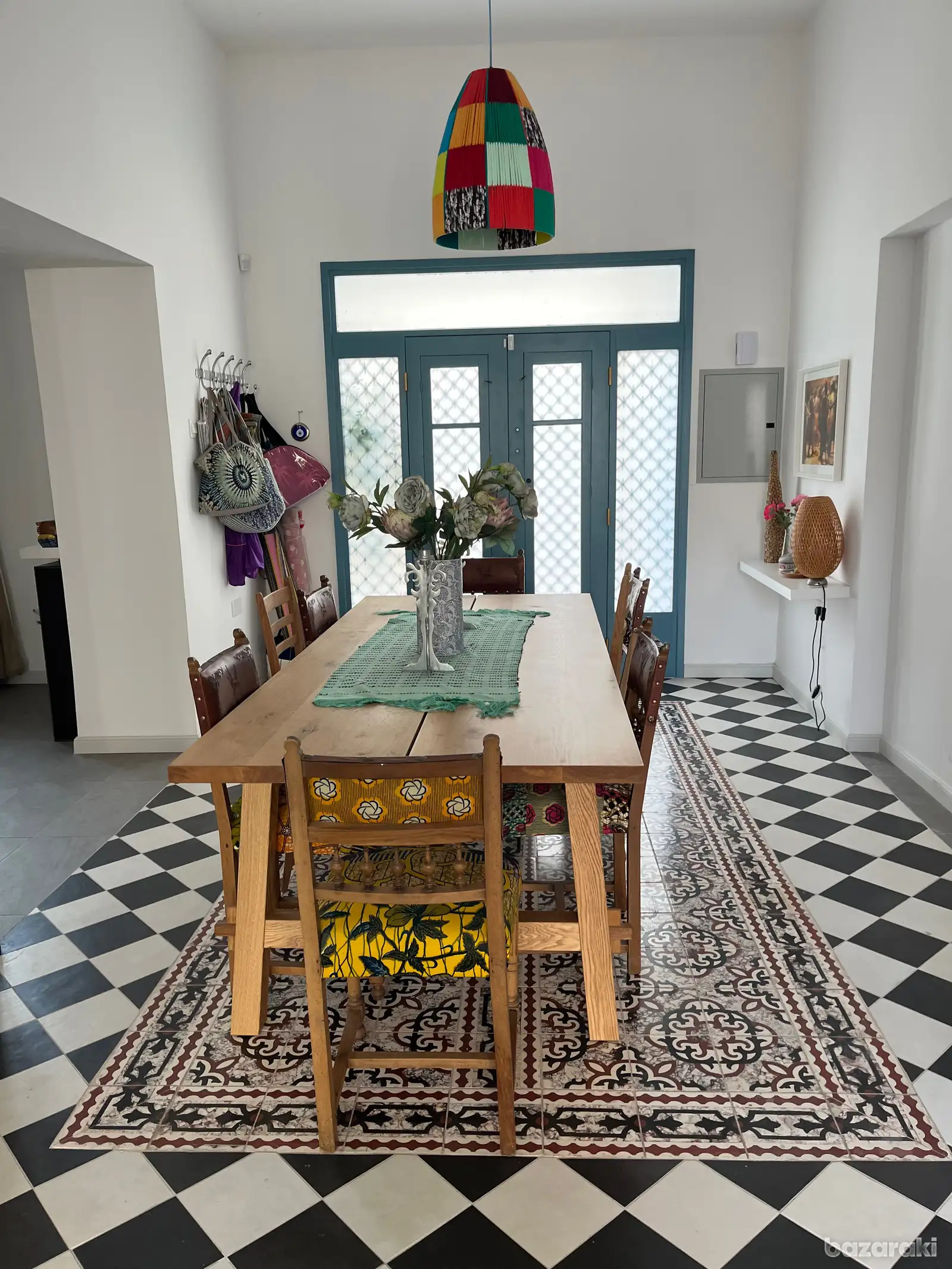 House, 3 bedrooms — 2