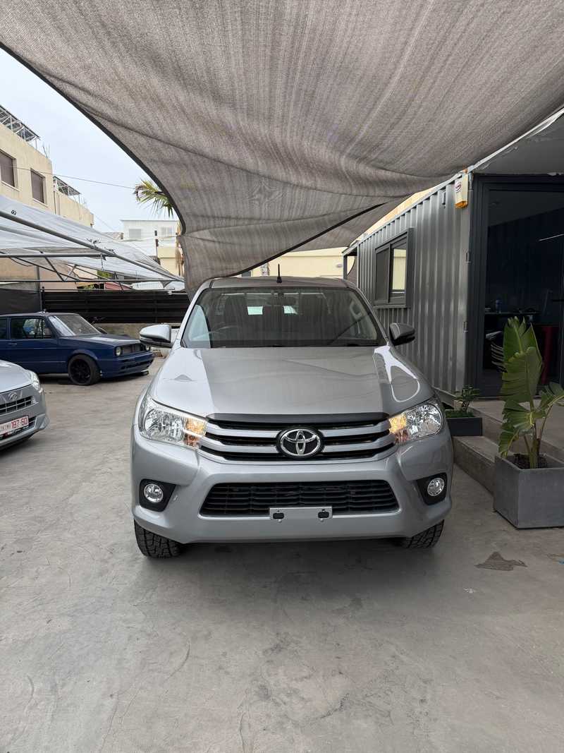 Toyota Hilux 2,4L 2019