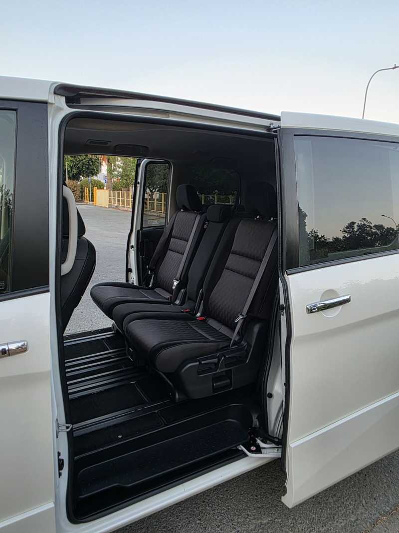 2022 Nissan Serena 2,0L 2022 Cyprus