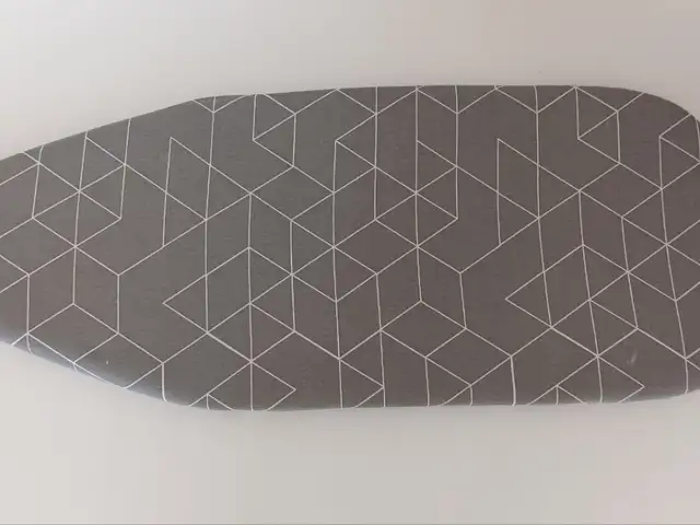 Tabletop ironing board with a hook., Paphos — Geroskipou