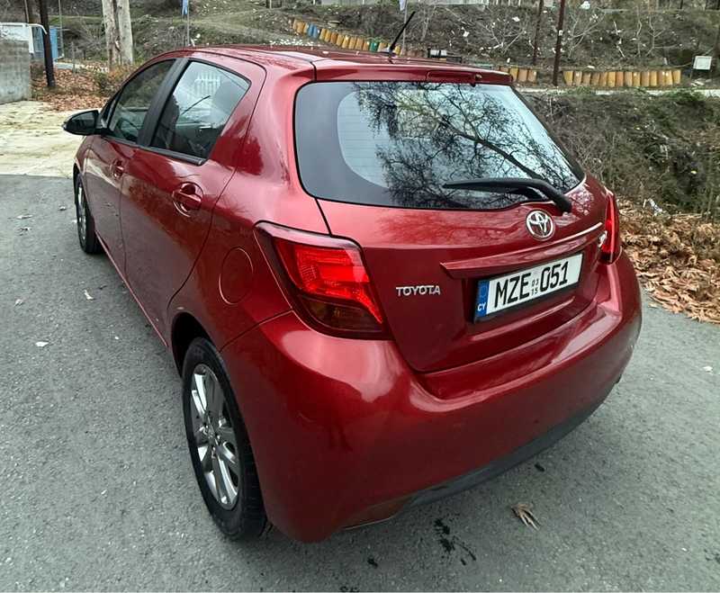 2015 Toyota Yaris 1,3L 2015 Cyprus