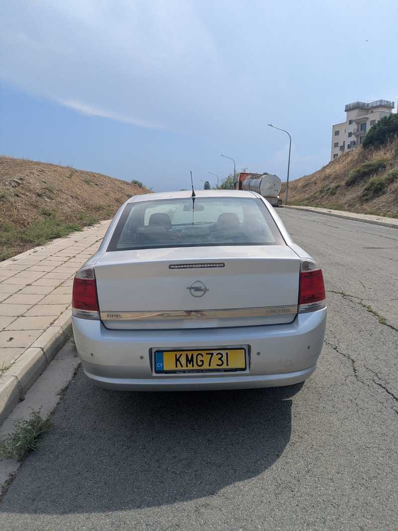 2005 Opel, Vauxhall Vectra 1,6L 2005 Cyprus