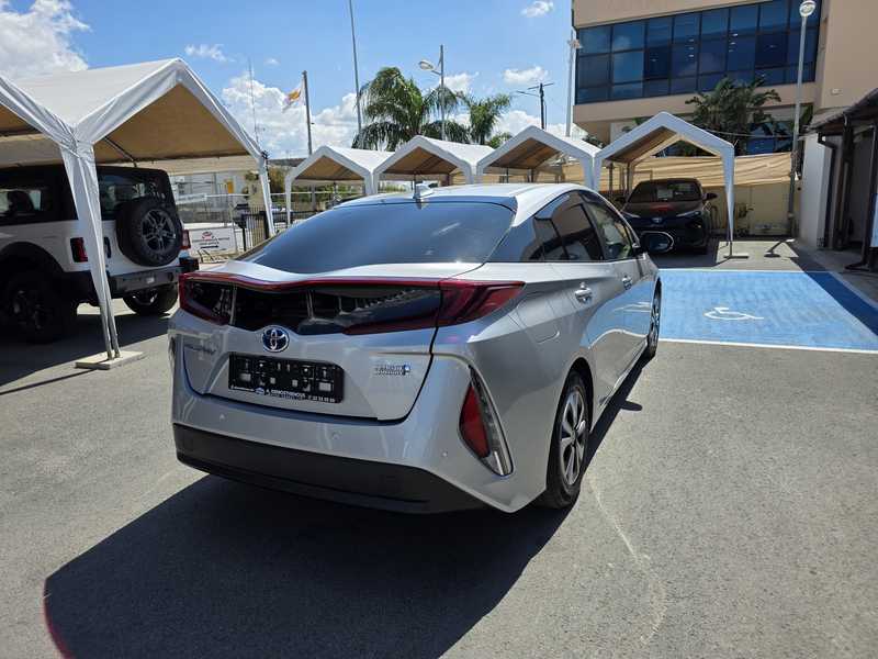 2022 Toyota Prius 1,8L 2022 Cyprus