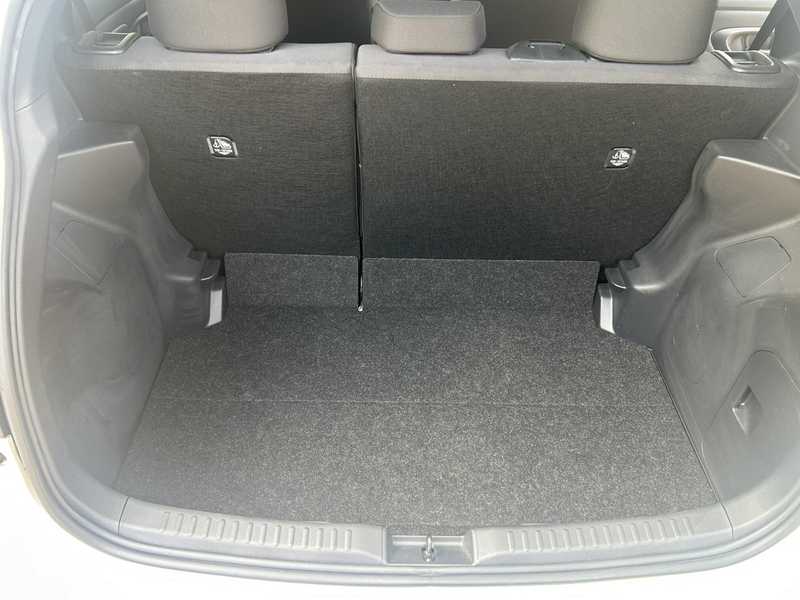 2022 Toyota Yaris 1,5L 2022 Cyprus