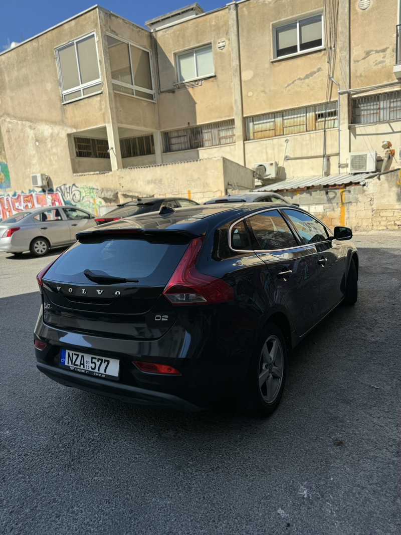 2015 Volvo V40 1,6L 2015 Cyprus