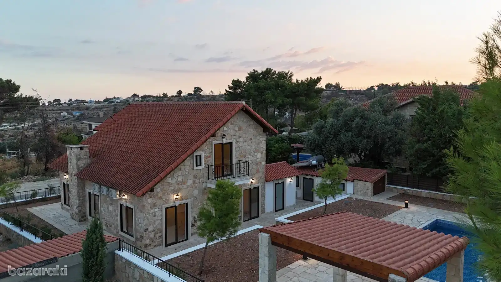 Villa, 5 bedrooms — 2