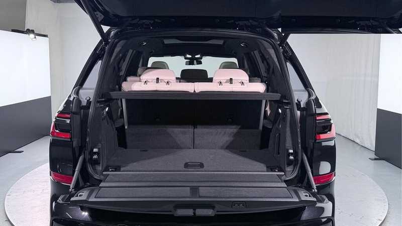 2024 BMW X7 4,4L 2024 Cyprus