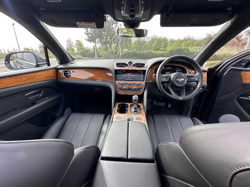 2023 Bentley Bentayga 4,0L 2023 Cyprus