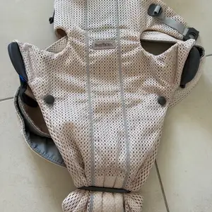 Babybjörn one air 3d mesh baby carrier pink, Paphos — Konia