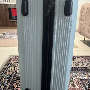 Large 4-wheel suitcase, Επαρχία Λάρνακας — Πύλα