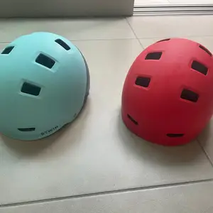Brand new b-twin biking helmets, Επαρχία Λευκωσίας — Λευκωσία - 'Αγιος Ανδρέας