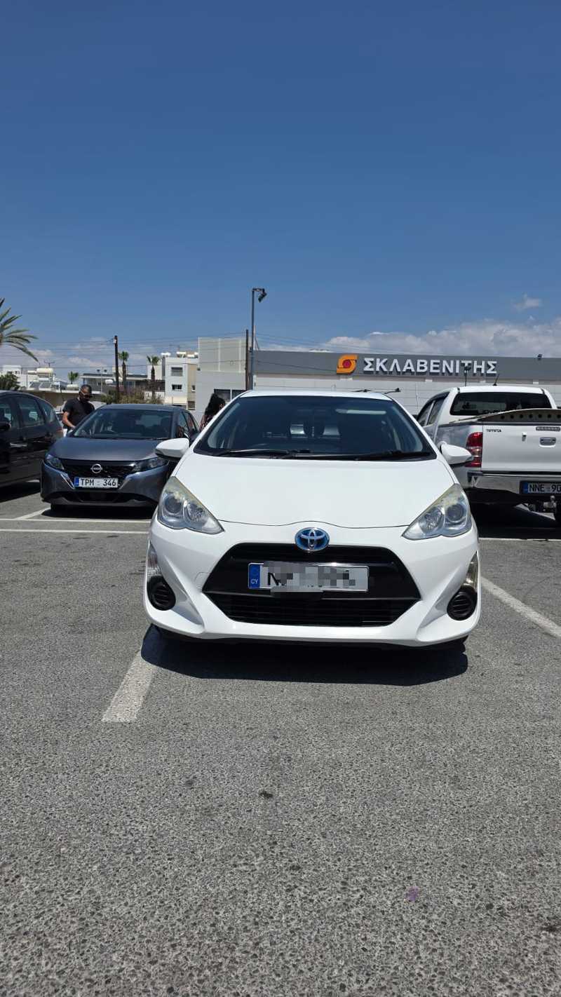 Toyota Aqua 1,5L 2015