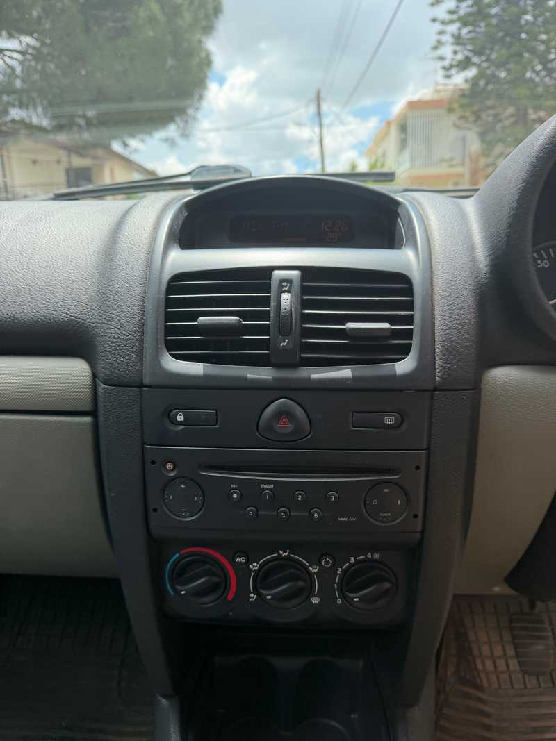 2003 Renault Clio 1,2L 2003 Cyprus