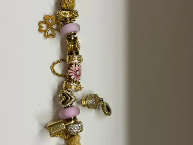 Pandora original bracelet i also sell charms separately or together, Επαρχία Λεμεσού — Λεμεσός - Μέσα Γειτονιά