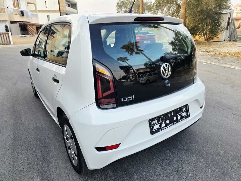 2015 Volkswagen UP 1,0L 2015 Cyprus