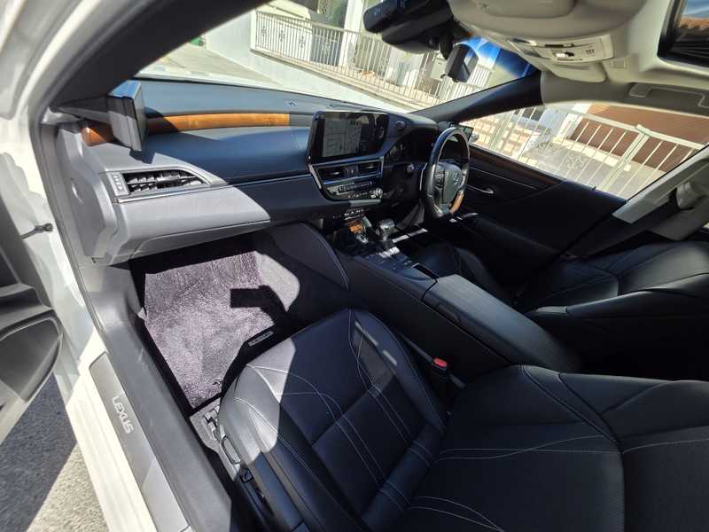2022 Lexus ES300h 2,5L 2022 Cyprus