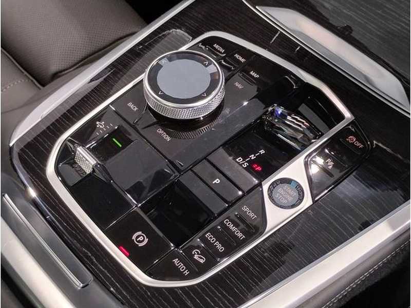 2023 BMW X7 3,0L 2023 Cyprus