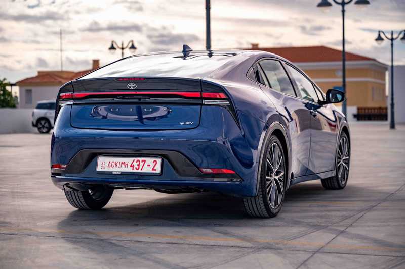2023 Toyota Prius 2,0L 2023 Cyprus