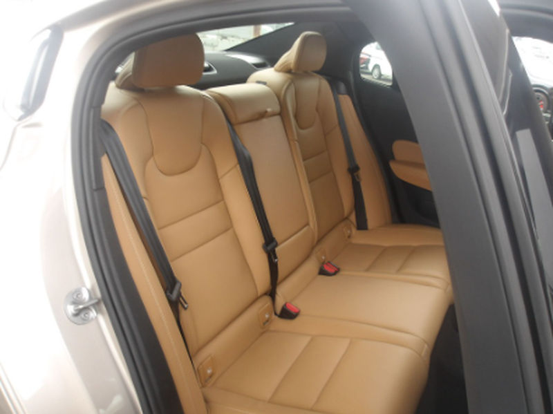 2023 Volvo S60 2,0L 2023 Cyprus