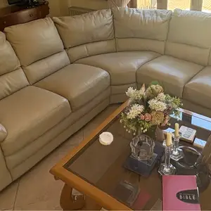 Large genuine leather corner sofa, Nicosia — Tseri