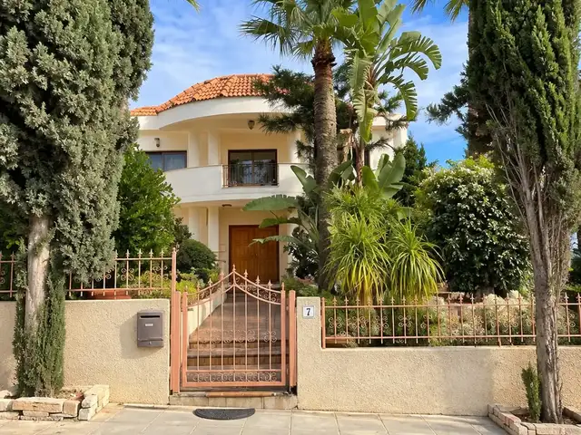 4-bedroom villa to rent, Επαρχία Λεμεσού — Άγιος Τύχων Τουριστική Περιοχή