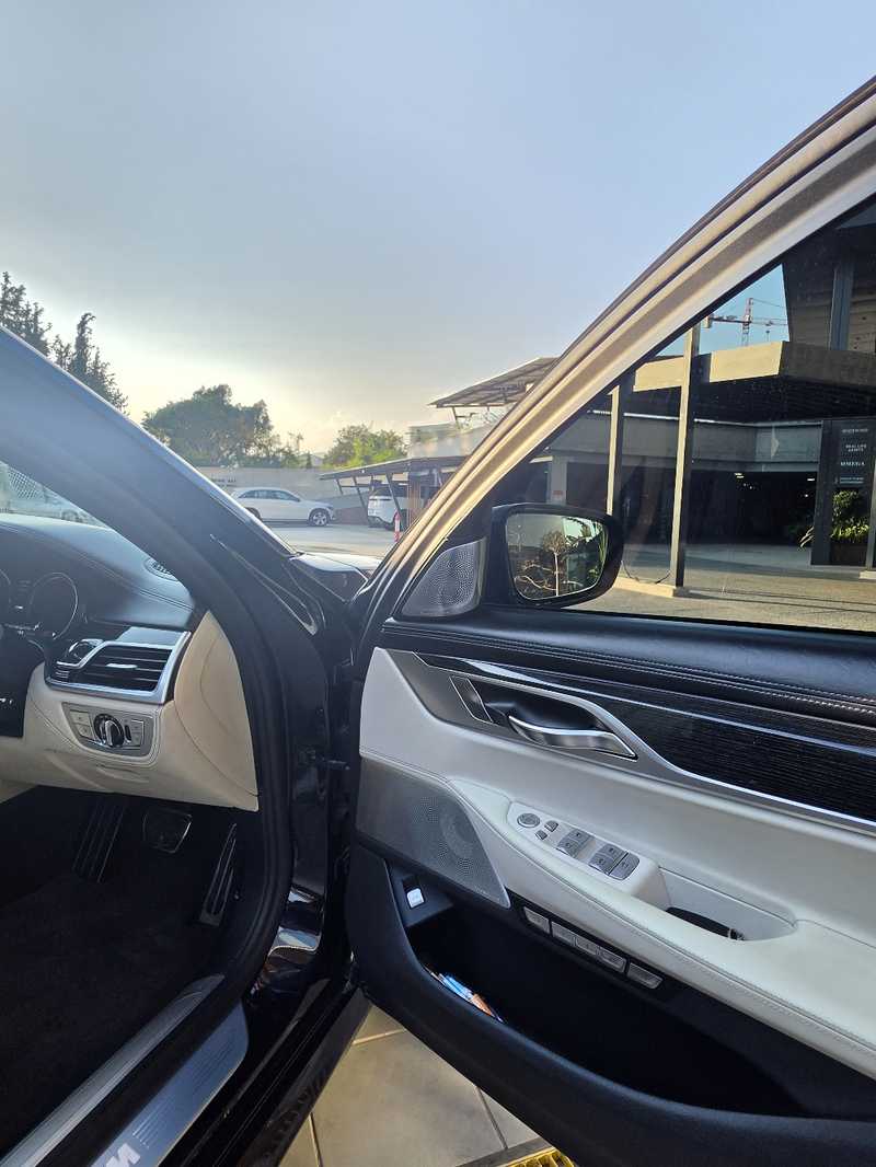 2017 BMW 7-Series 3,0L 2017 Cyprus