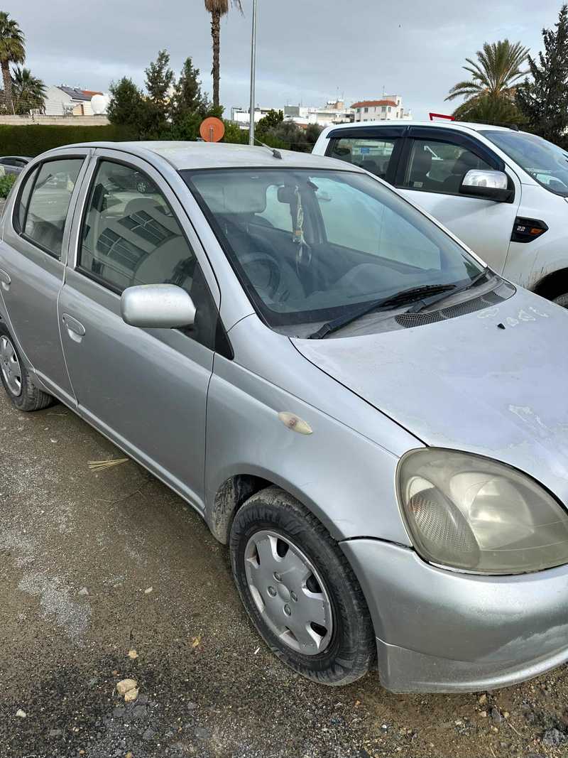 Toyota Vitz 1,0L 2000