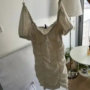 White summer dress, Nicosia — Aglantzia