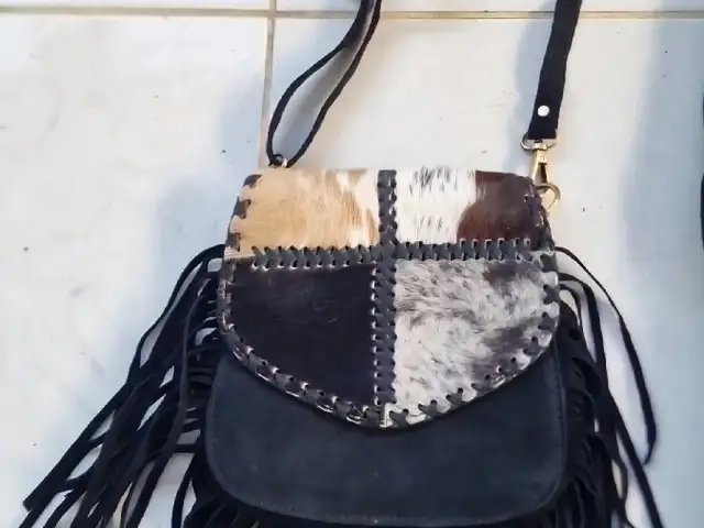 Leather bags indian style, Nicosia — Agios Epifanios Oreinis