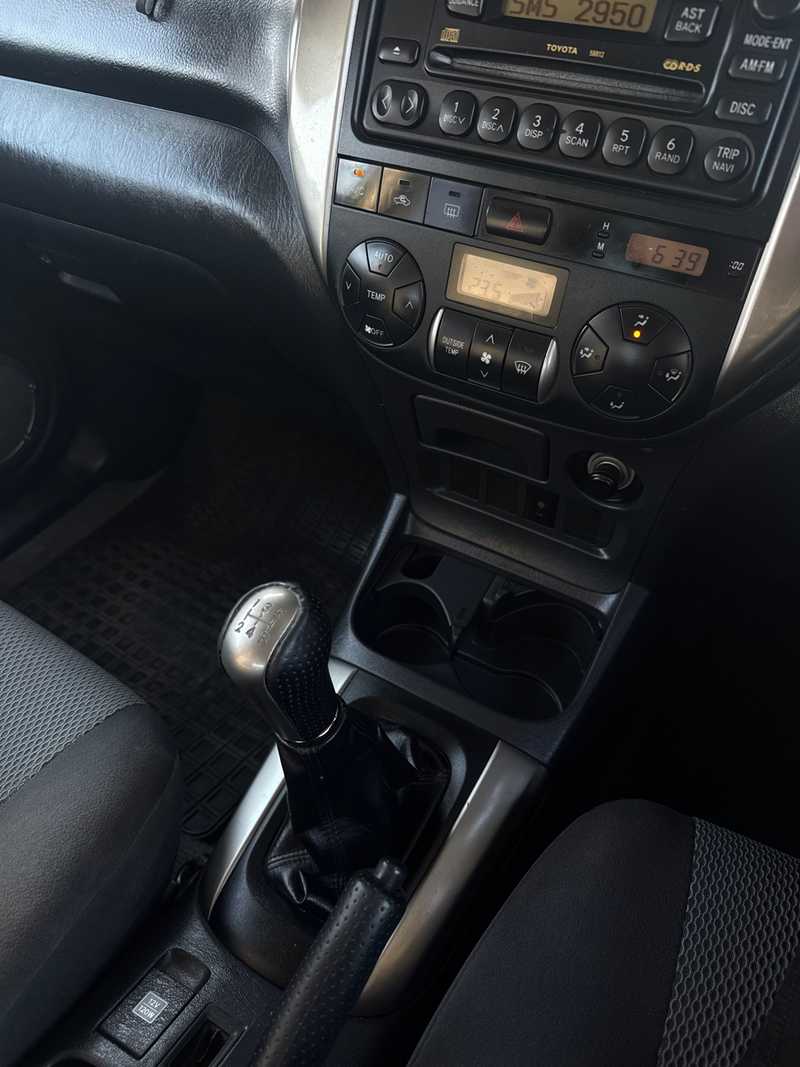 2005 Toyota RAV4 2,0L 2005 Cyprus