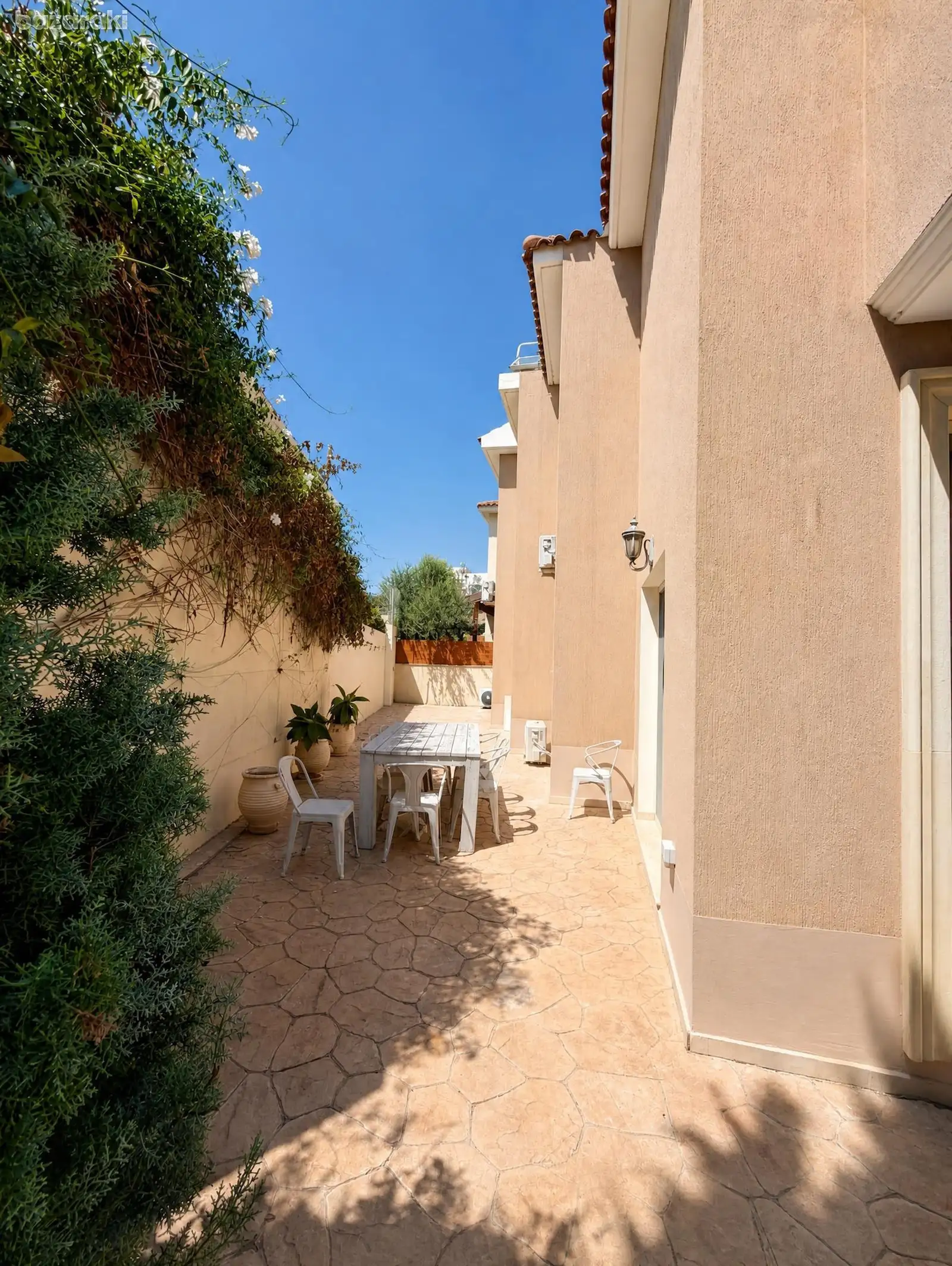 Villa, 3 bedrooms — 2