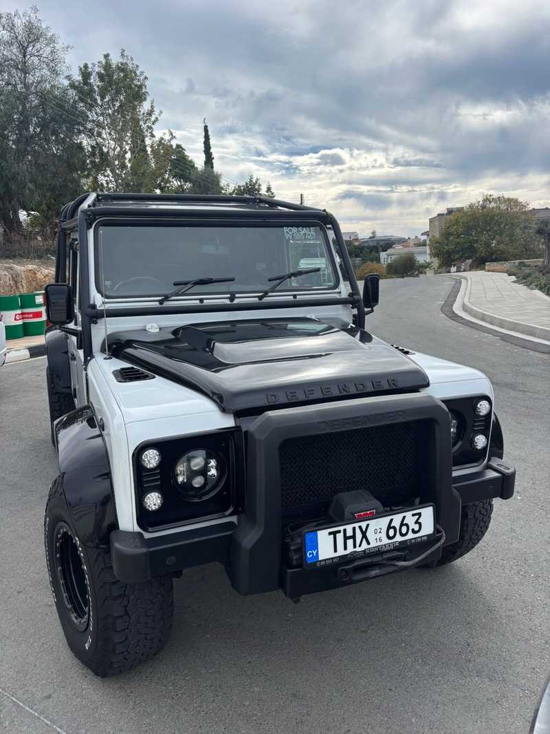 2016 Land Rover Defender 2,2L 2016 Cyprus