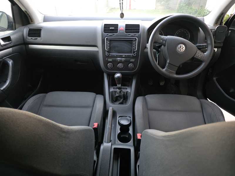 2004 Volkswagen Golf 2,0L 2004 Cyprus