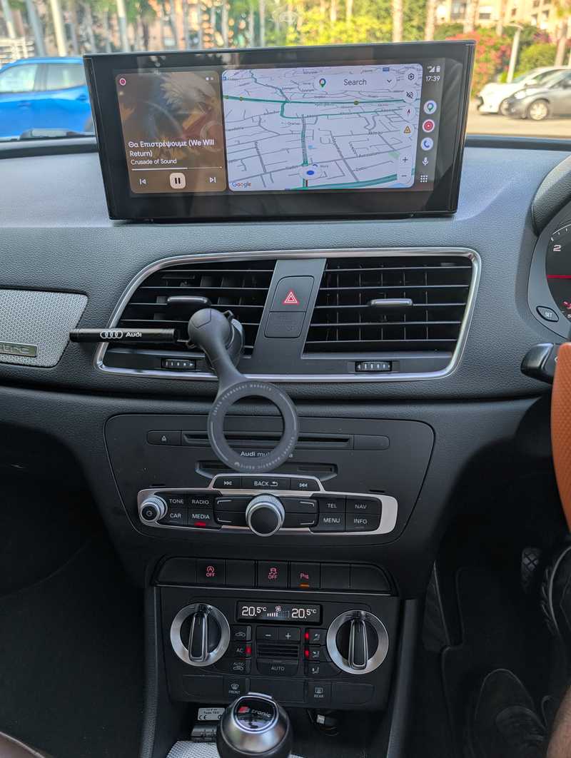 2013 Audi Q3 2,0L 2013 Cyprus