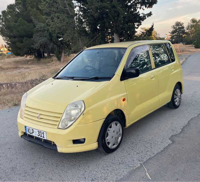 Mitsubishi Dingo 1,3L 2002
