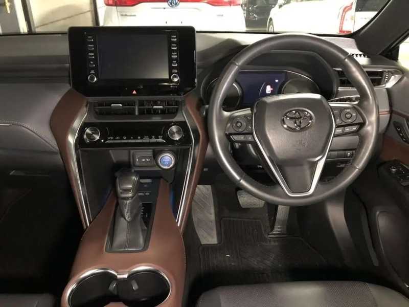 2022 Toyota Harrier 2,5L 2022 Cyprus