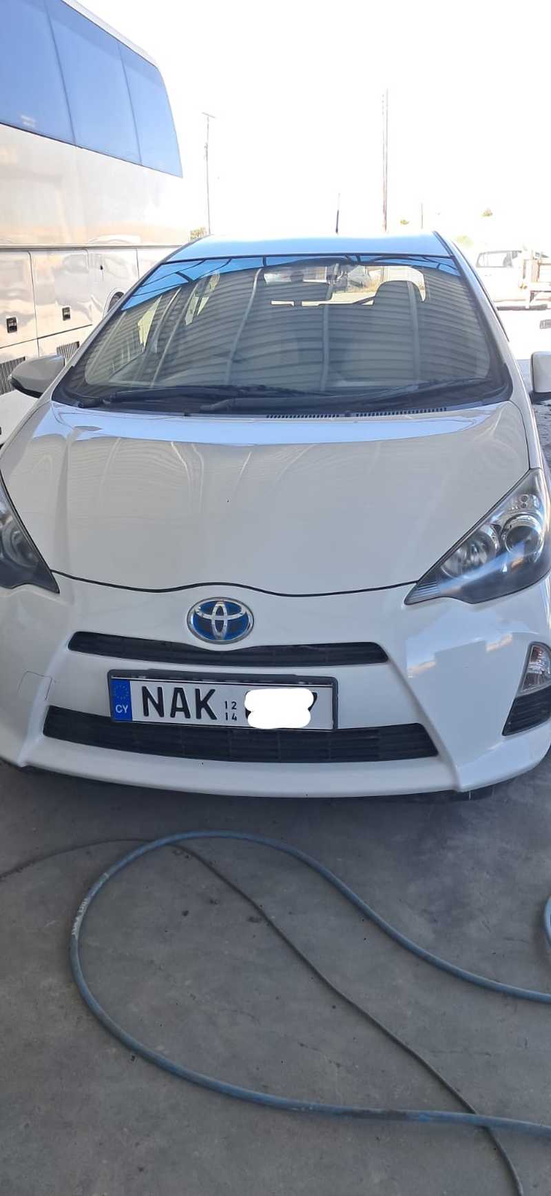 Toyota Aqua 1,5L 2014