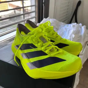 Adidas pro 4 new box, Limassol — Limassol - Agios Georgios