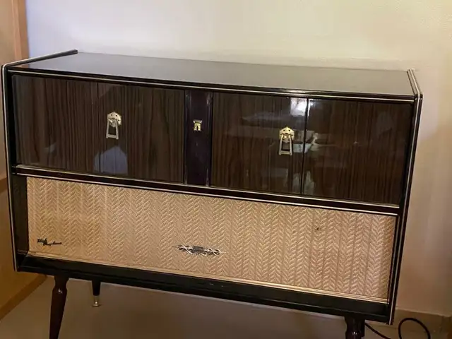 Very rare 1960 toshiba hifi stereo console with integrated am/fm radio tuner., Limassol — Kolossi -Agios Loukas