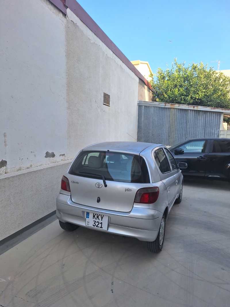 2000 Toyota Vitz 1,3L 2000 Cyprus